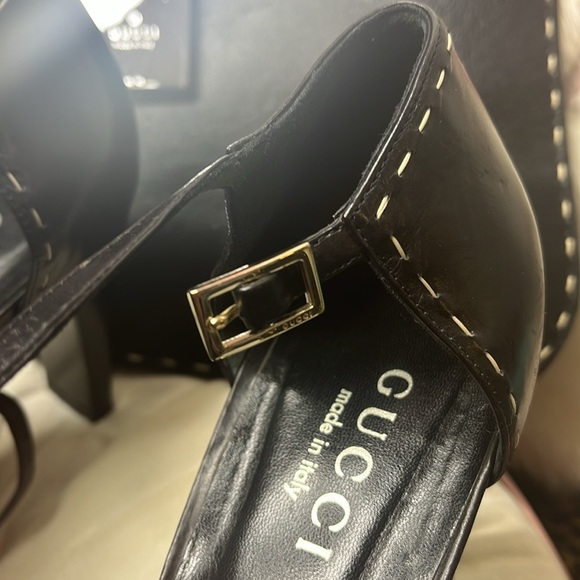 GUCCI PURSE & HEELS - Picture 12 of 15